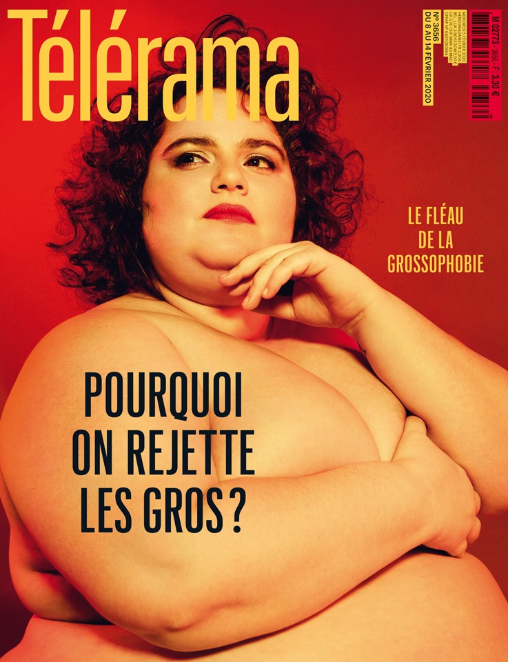 La Une du dernier numéro du magazine « Télérama », consacrée à la question de la grossophobie, présente une photo de la DJ et militante Leslie Barbara Butch, qui pose nue pour le photographe Jérôme Bonnet.